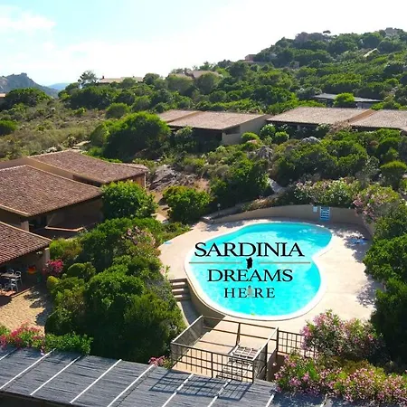 Holiday home Flora Con Piscina Costa Paradiso