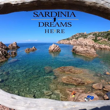 Flora Con Piscina Holiday home