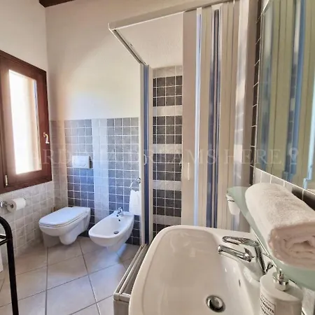 Holiday home Flora Con Piscina *