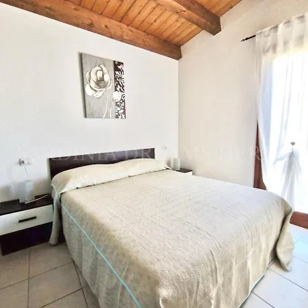 Flora With Pool And Private Parking Costa Paradiso