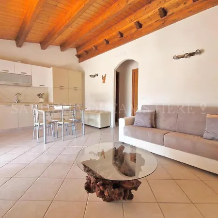 Flora Con Piscina Costa Paradiso