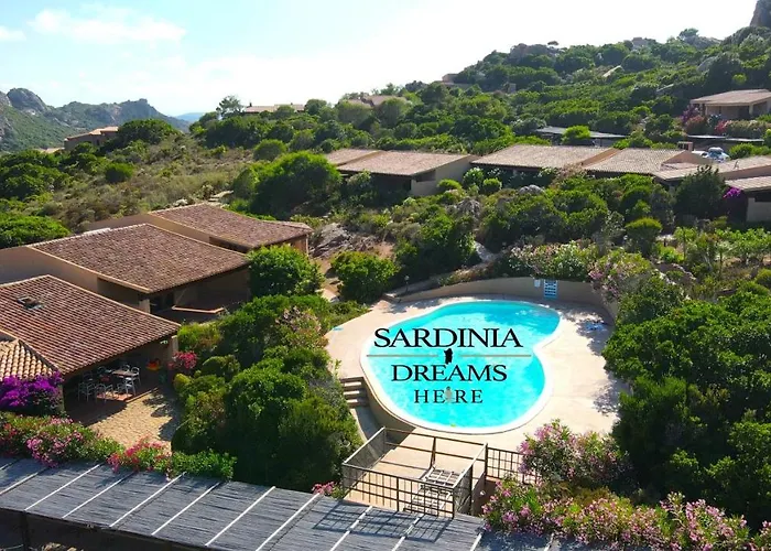 Tatil Evi Flora Con Piscina Costa Paradiso