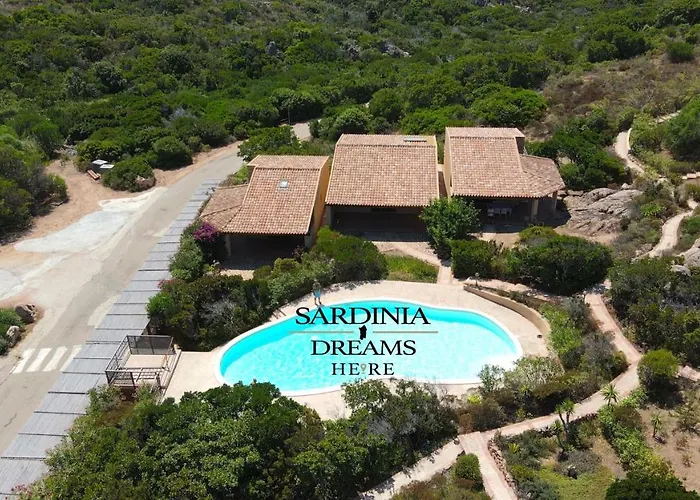 Flora Con Piscina Tatil Evi *